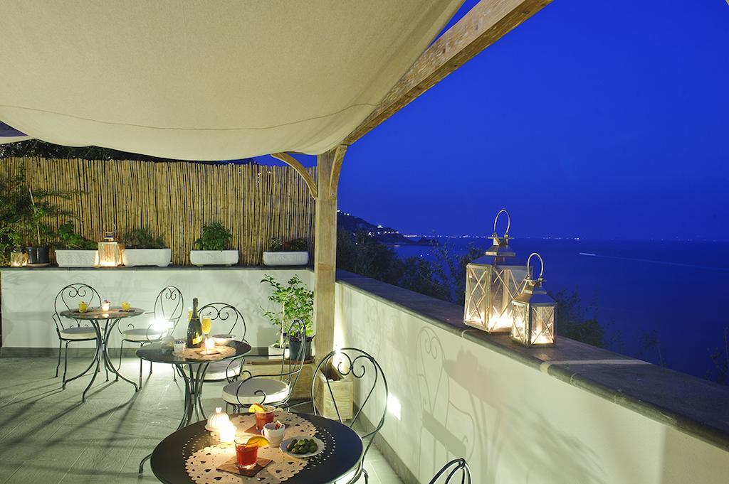 La Maurella Bed and Breakfast Praiano Buitenkant foto